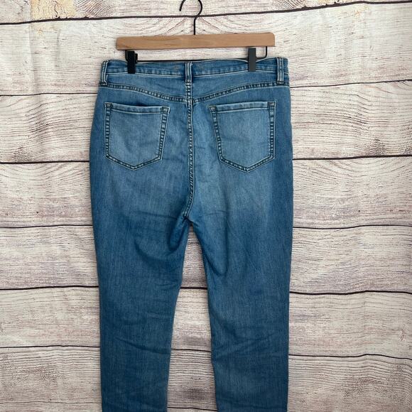 Free People medium wash mom jeans sz 31 W - Picture 2 of 3